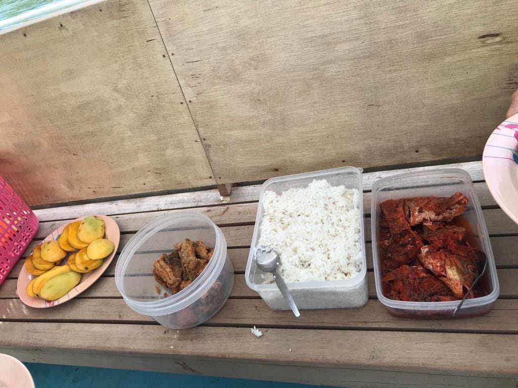 budget travel in Balabac, things to do in Balabac, Balabac travel guide, food in Balabac