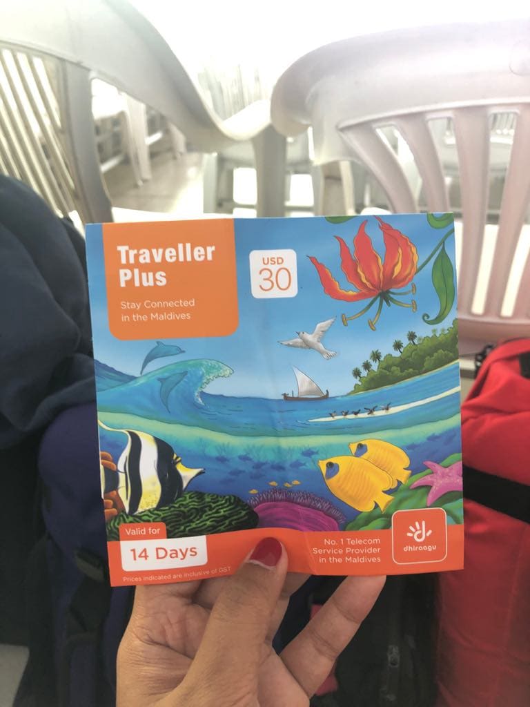 tLuxury resorts vs local islands in Maldives. hings to know before visiting Mladives, wifi and internet connection in Maldives, sim card in Maldives