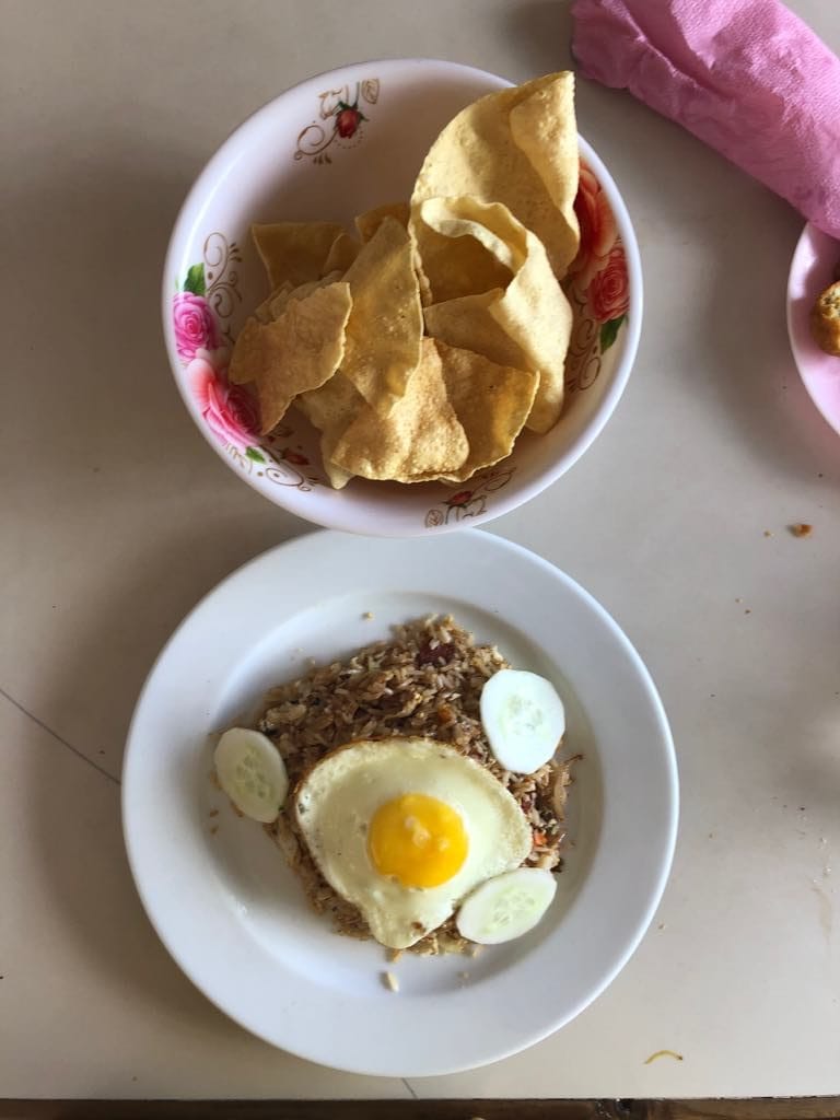 what to eat in Dhiffushi