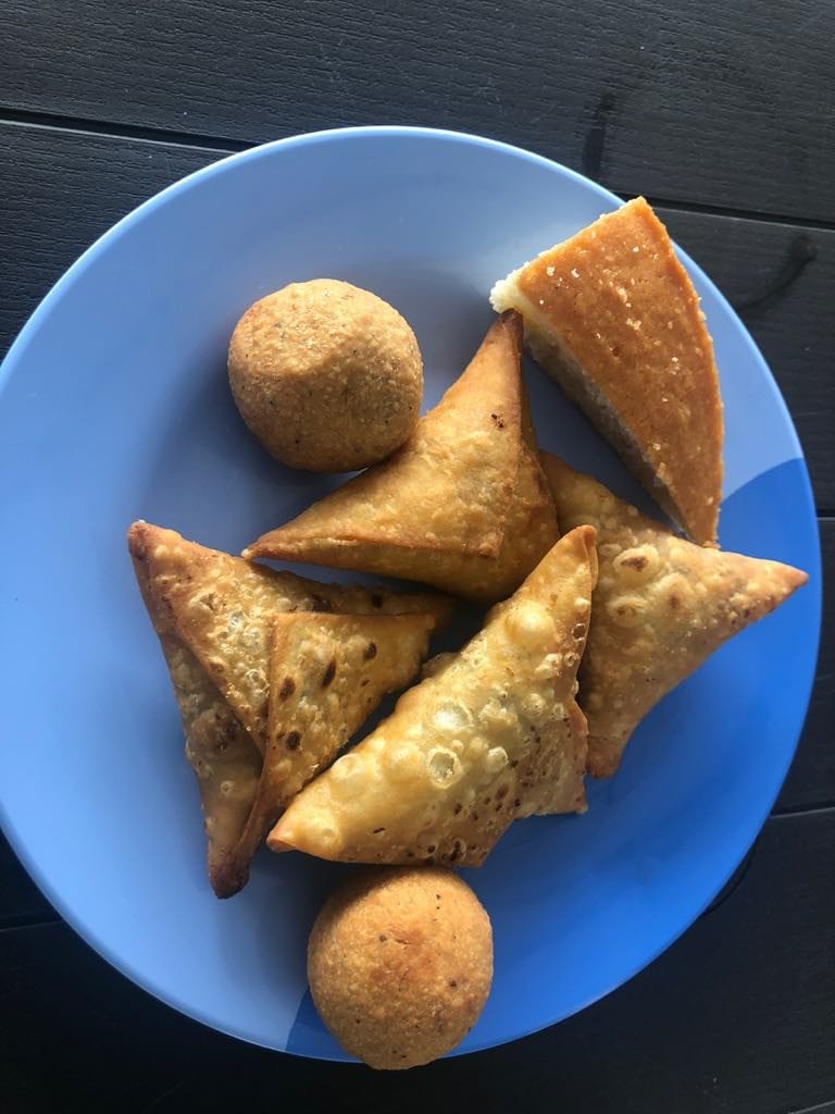 where to eat in Gulhi, Maldivian food, hedikaa