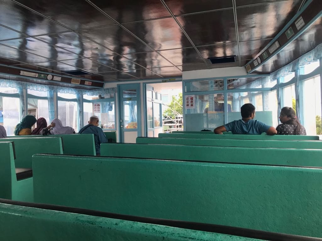 getting to Maafushi by public boat