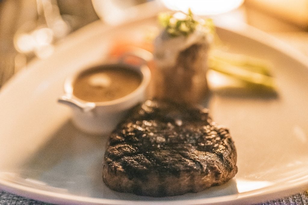 food in luxury resorts in Maldives, things to know before visiting Maldives