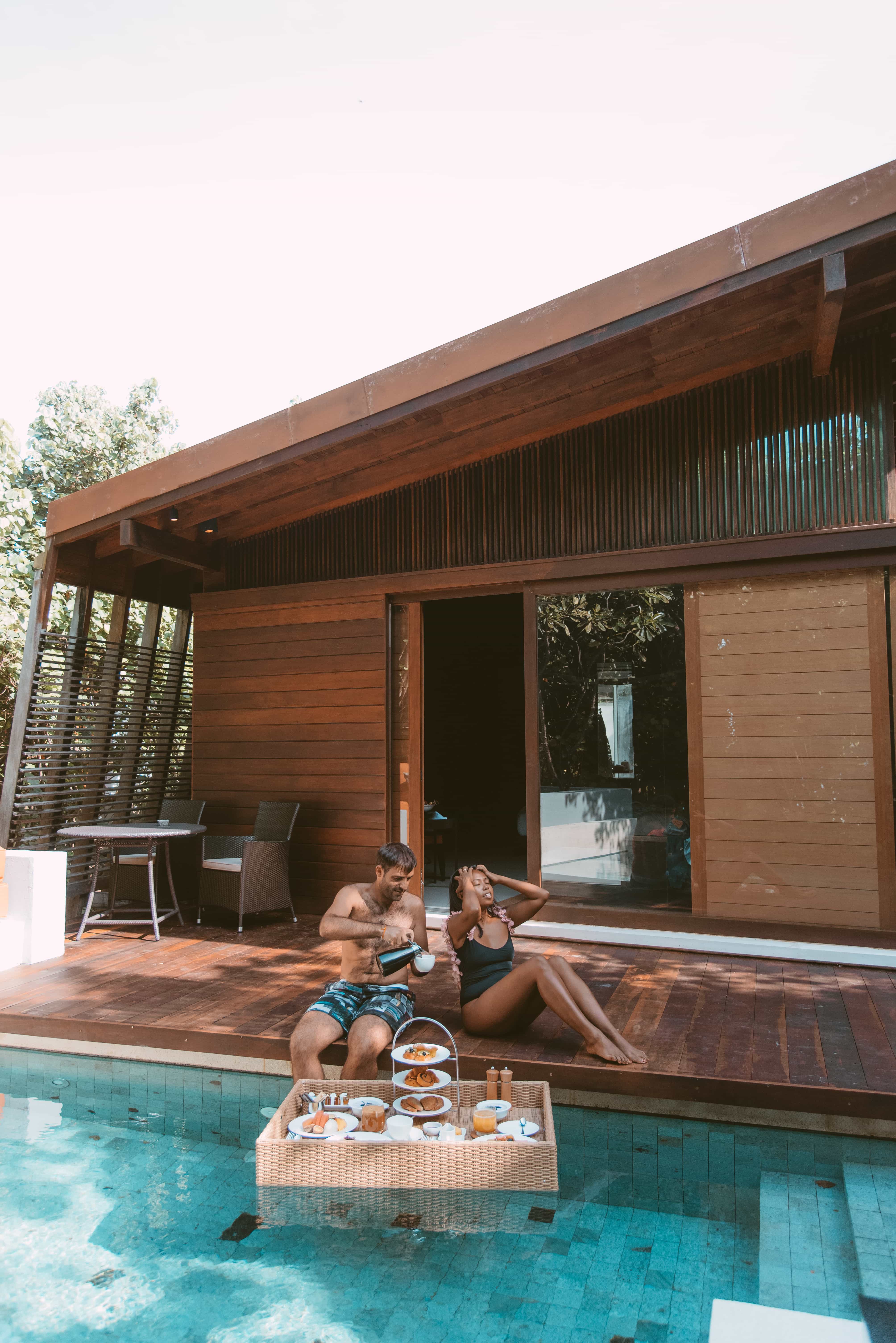 Park Hyatt Hadahaa Maldives, breakfast in Maldives, Maldivian breakfast, floating breakfast in Maldives