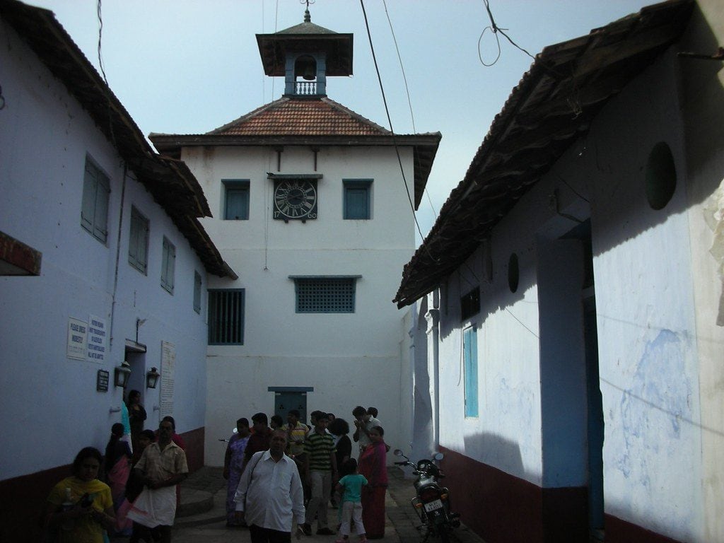 things to do in Kochi, Kochi One Day Itinerary, Kochi travel guide, Jewish Synagogue
