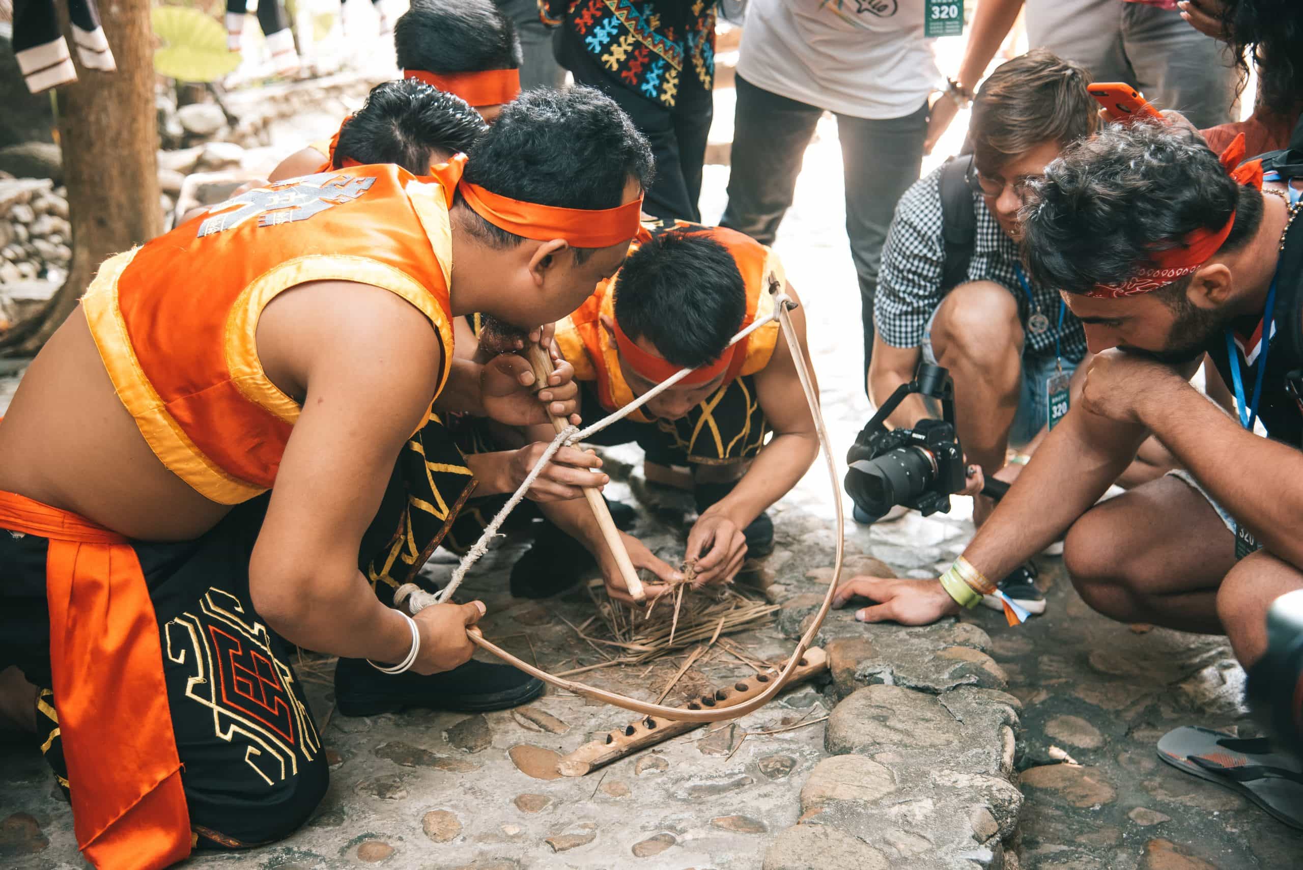 things to do in Sanya, Sanya travel guide, Binglanggu Hainan Li & Miao Cultural Heritage Park