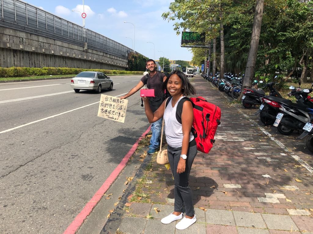 kaohsiung to tainan, kaohisung to tainan by train, kaohsiung airport to tainan, kaohsiung to tainan by bus, hitchhiking in taiwan, how to get to Tainan, hitchhiking in Taiwan, hitchhiking in Kaohsiung