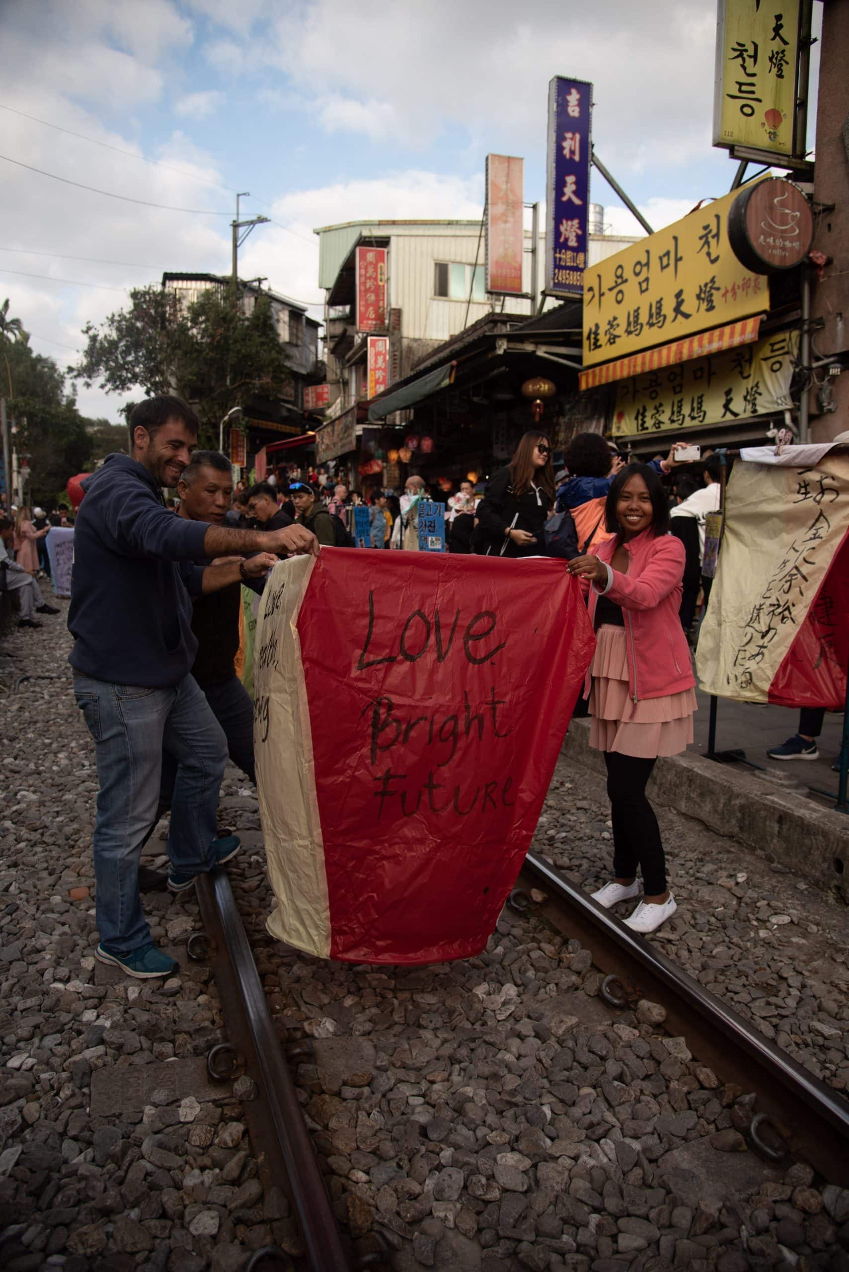 Jiufen Old Street. how to get to Jiufen, Pingxi Old Street, Taipei to Jiufen