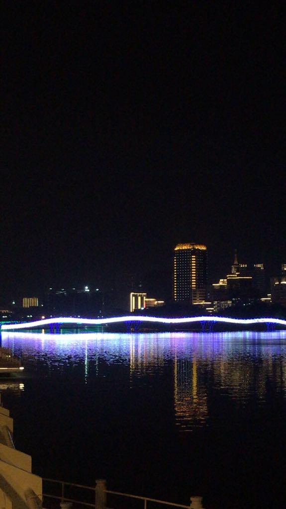 things to do in Sanya, Sanya travel guide, walking around Sanya River