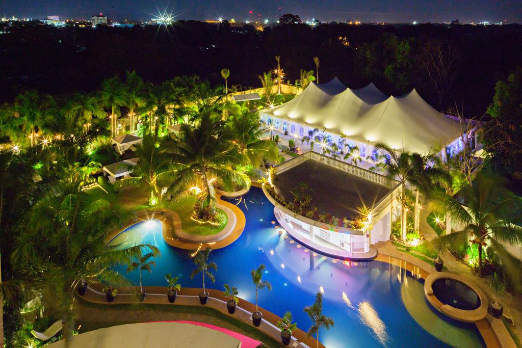 
hotels in angeles city, cheap hotels in angeles city, hotel lewis