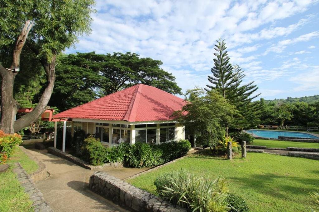 Sage Leaf Hotel, resorts in bataan, bataan resorts, bataan beach resort, beach resorts in  bataan, cheap beach resorts in bataan 