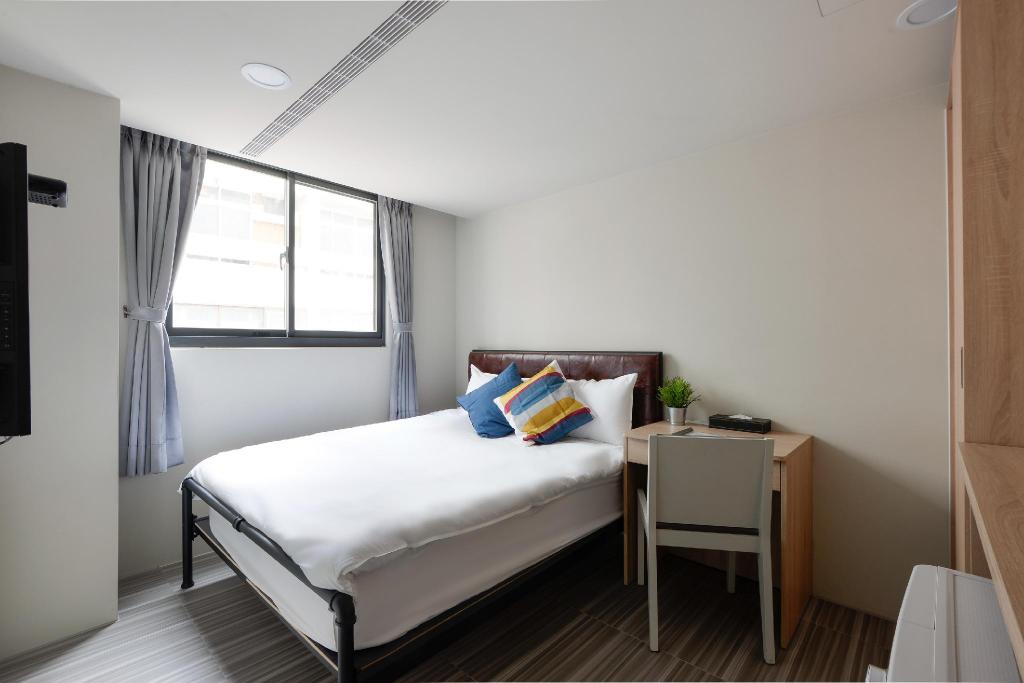 Taichung Corner Walker, hotels in taichung, taichung hotels, where to stay in taichung, taichung hotles, cheap hotels in taichung, hotels in taichung taiwan 