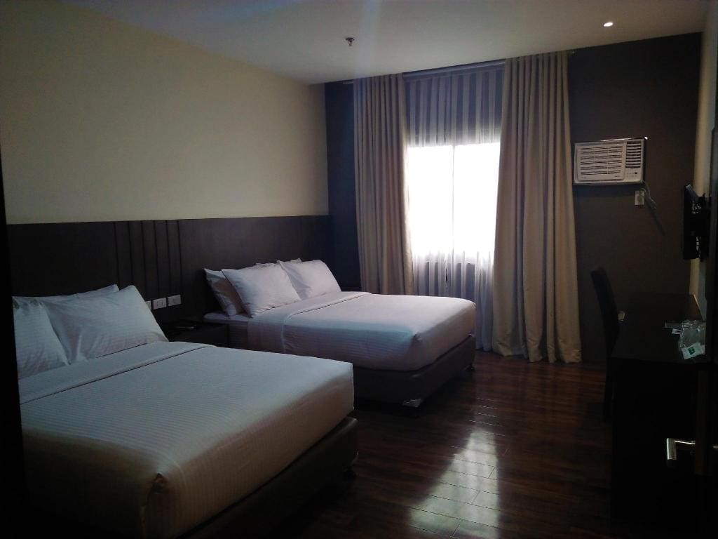 Uno Business Hotel,
resorts in bukidnon, bukidnon resorts