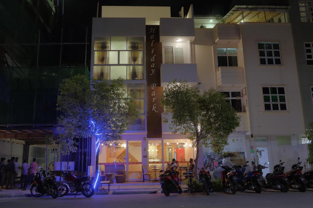 Holiday Park Hulhumale, hotels in hulhumale, hulhumale hotels 