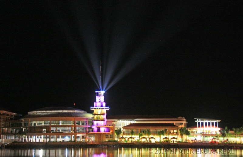 Embarcadero de Legazpi, 
albay tourist spots, things to do in albay