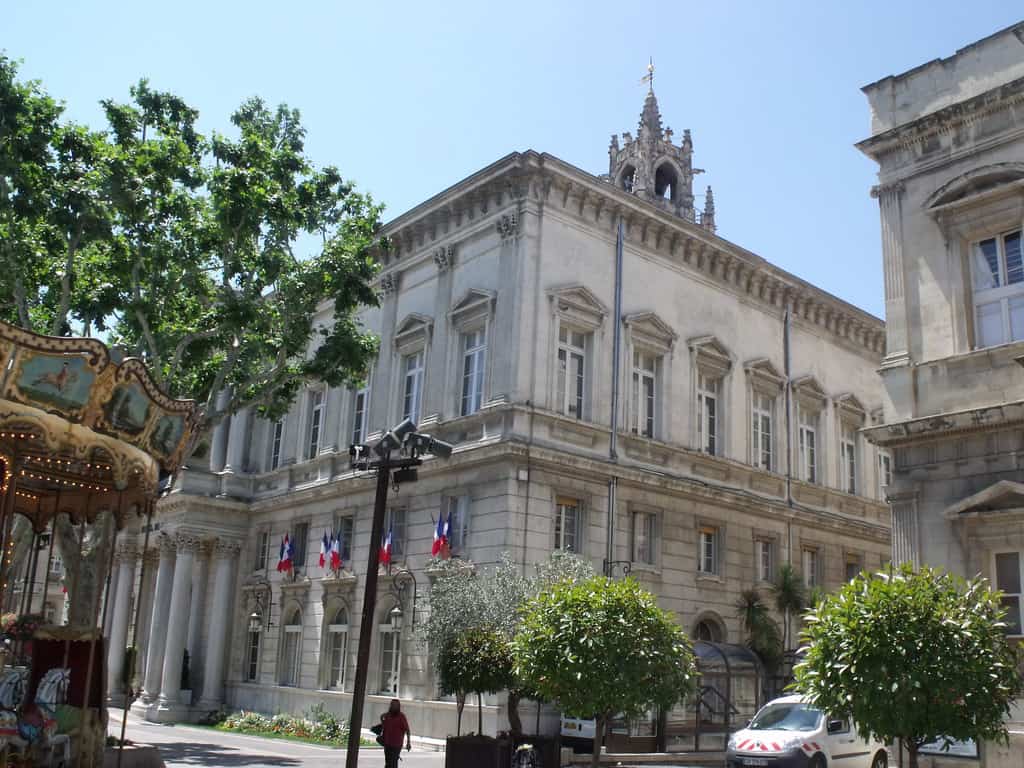 Things to do in Avignon, Avignon Tourist Spots, Place de l'Horloge