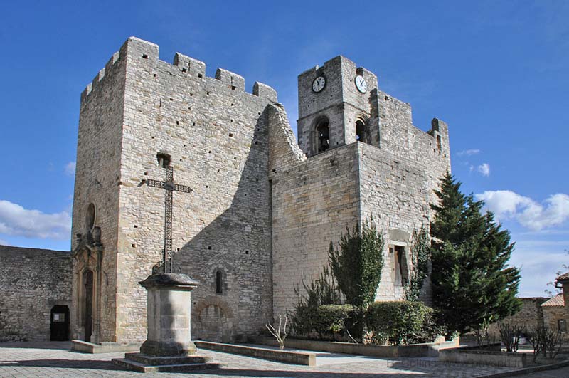 Things to do in Avignon, Avignon Tourist Spots, Saint Laurent des Arbres