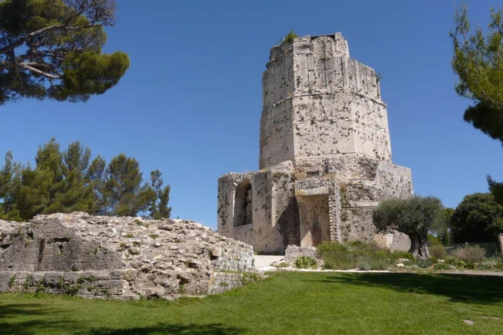 Things to do in Nimes, Nimes Tourist Spots, Tour Magne
