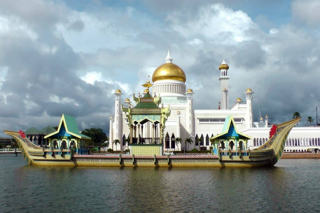 Getting a Brunei SIM Card in 2024: Prepaid SIM Card in Brunei 2 brunei tourist sim card, sim card brunei for tourist, brunei sim card for tourist, best sim card in brunei for tourist, sim card Brunei airport, cheapest sim card in Brunei
