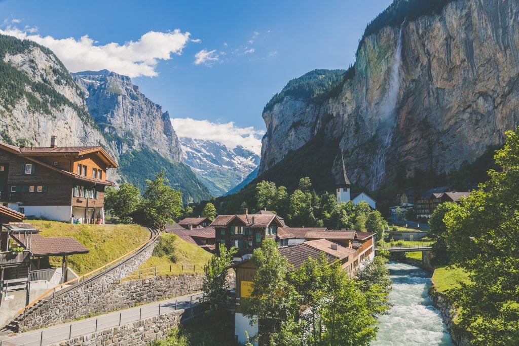 Most Instagrammable Places In Switzerland, Instagrammable Spots Switzerland, Lauterbrunnen, switzerland road trip, swiss road trip, switzerland road trip itinerary, road trip in switzerland, road trip switzerland 