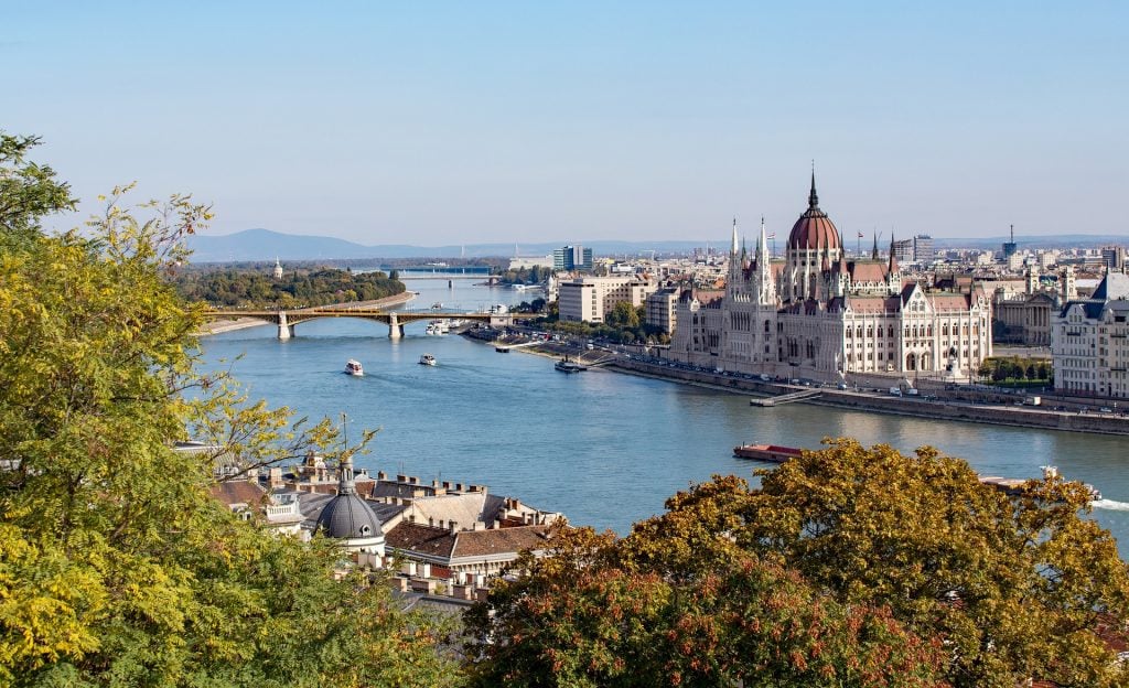 How To Get From Budapest Airport To City Center Best Way 6 budapest airport to city, budapest airport to city centre, budapest airport transfer, budapest airport shuttle, budapest airport bus, budapest airport to city taxi, How To Get From Budapest Airport To City Center