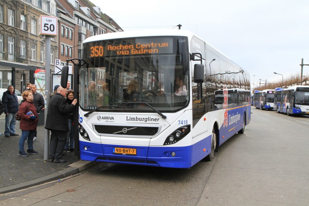 Public Bus 350 Charles de Gaulle Airport, Navigo Card, How To Get From Paris Charles de Gaulle Airport To Eiffel Tower Best Way, Charles de Gaulle airport to Eiffel Tower, paris Charles de Gaulle to Eiffel Tower, Paris Charles de Gaulle airport to the Eiffel Tower, airport Charles de Gaulle to Eiffel Tower, train from Charles de Gaulle airport to Eiffel Tower, bus from Charles de Gaulle airport to Eiffel Tower, taxi from Paris Charles de Gaulle airport to Eiffel Tower, private transfer from Paris Charles de Gaulle airport to Eiffel Tower, 
