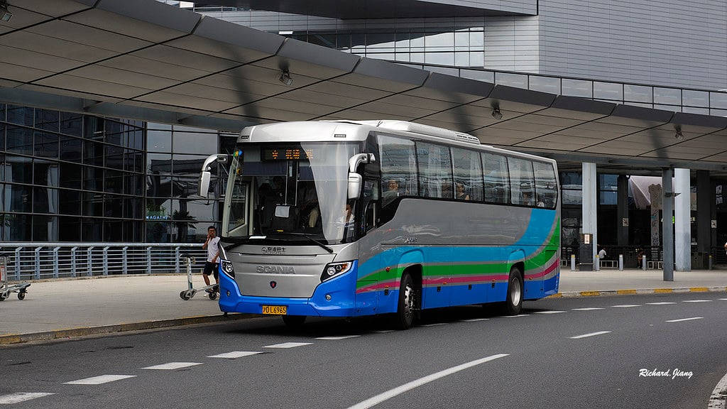 How To Get From Shanghai Airport To City Center Best Way 2 Shuttle Bus Shanghai Airport, Shanghai airport to city center, Shanghai airport to city, How To Get From Shanghai Airport To City Center