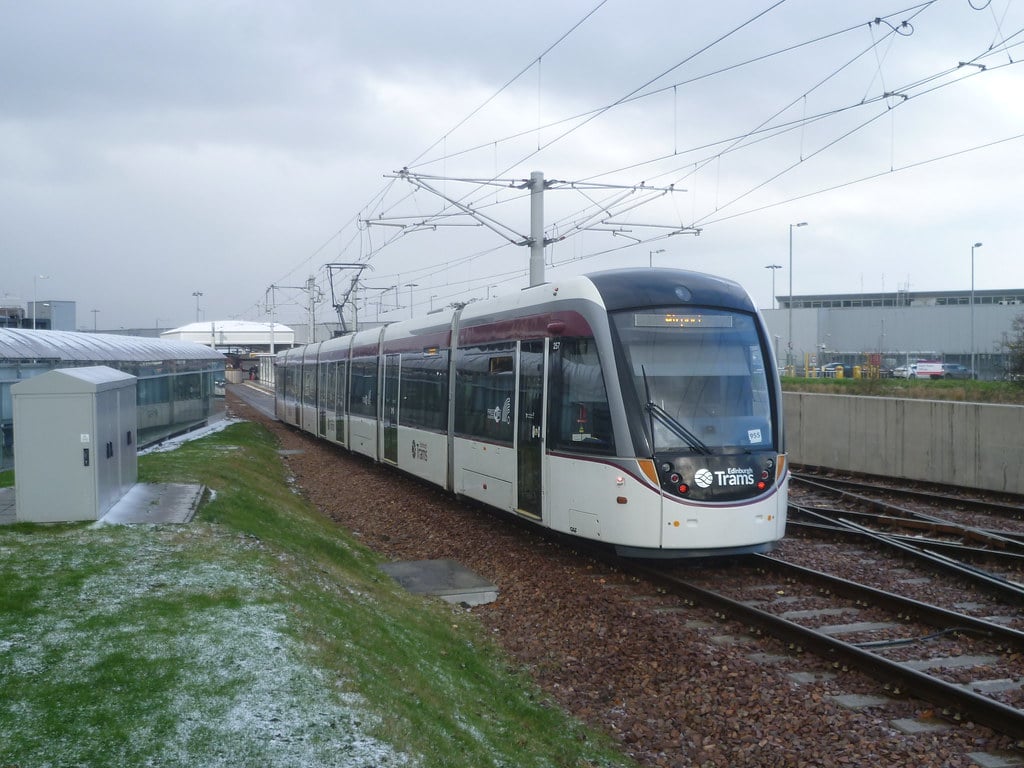 Tram Edinburgh Airport, Edinburgh Airport to city center, Edinburgh Airport to city, How To Get From Edinburgh Airport To City Center