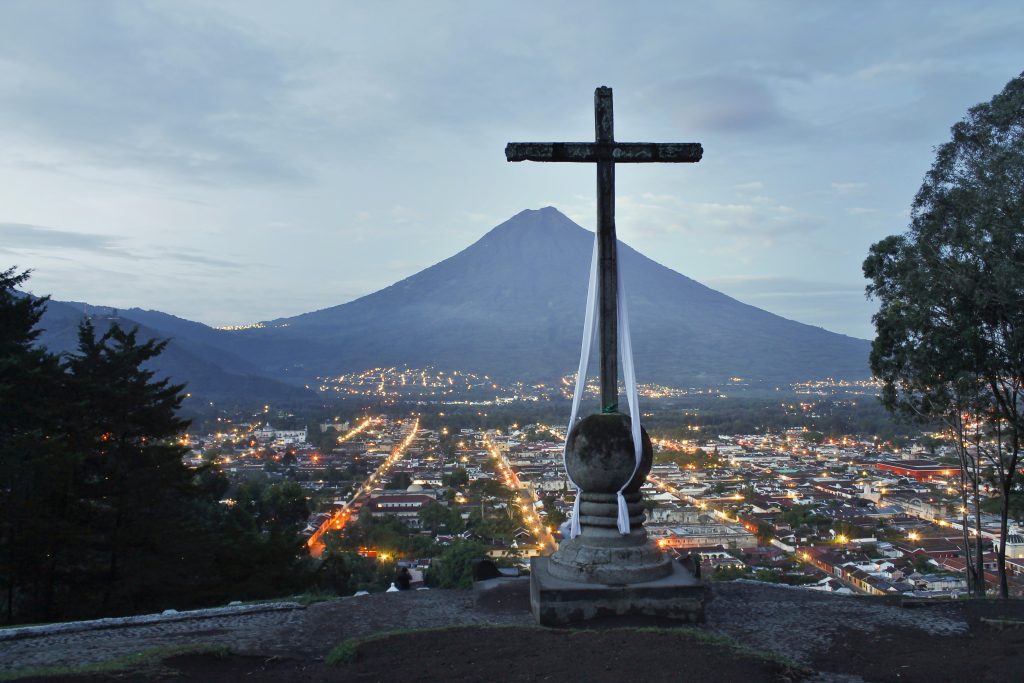 
most instagrammable places in Guatemala, instagrammable spots Guatemala, Cerro de la Cruz