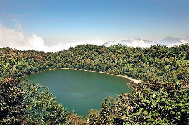 
most instagrammable places in Guatemala, instagrammable spots Guatemala, Laguna de Chicabal