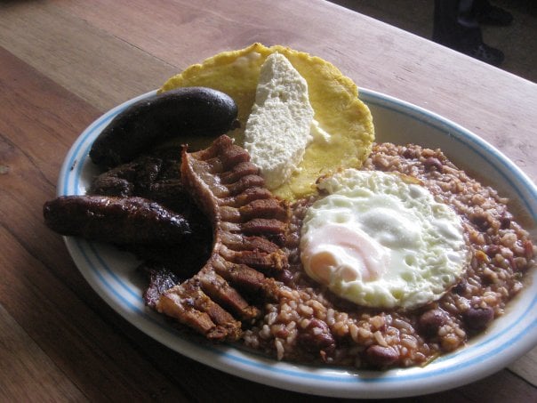 Calentado, food in Colombia, Colombian food, traditional food in Colombia, Colombian dishes, Colombian cuisine, Colombian Breakfast, Breakfast in Colombia