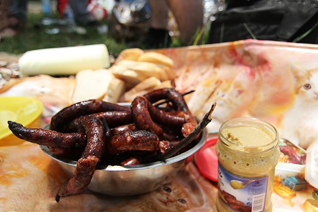 Romanian foods, Traditional food in Romania, What to eat in Romania, Sausages, Plescoi sausages, Romanian Food, Romanian cuisine, Traditional Romanian Food, food in Romania, Romanian dishes