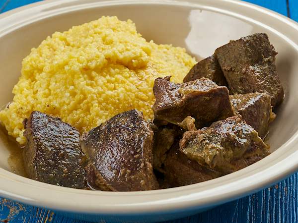 Romanian Food, Romanian cuisine, Traditional Romanian Food, food in Romania, Romanian dishes, Pomana Porcului 