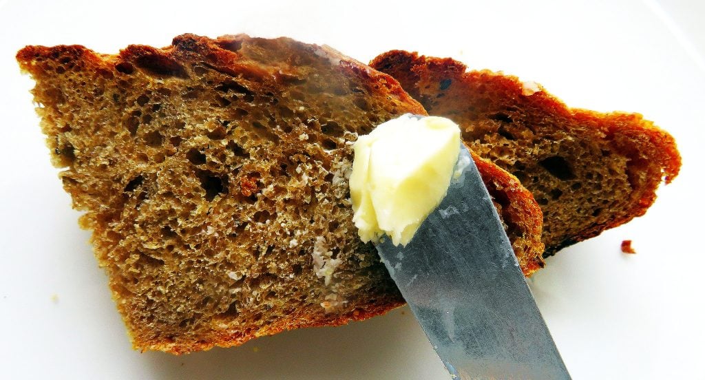 iceland food, iceland street food, food in iceland, iceland cuisine, iceland traditional food, icelandic cuisine, icelandic dishes, icelandic food, Rye Bread