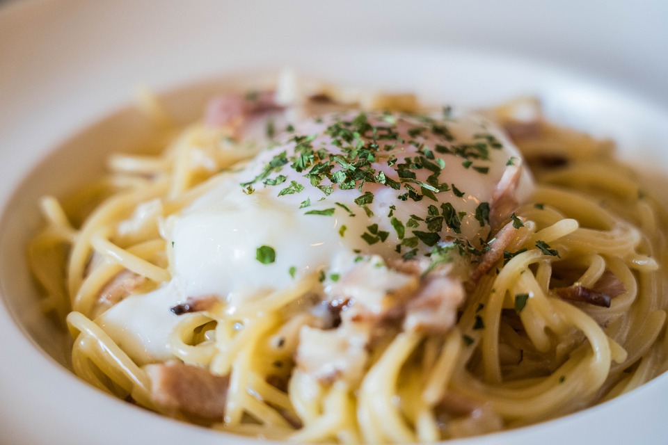 Pasta Carbonara, 
Italian Food, Italian cuisine, traditional Italian food, food in Italy, Italian dishes 