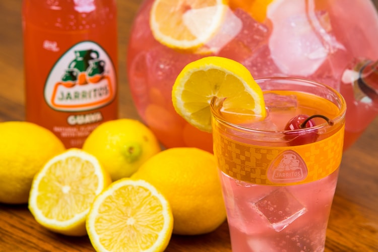 Mexican Drinks - 20 Best Mexican Beverages And Non Alcoholic Drinks In Mexico 18 Mexican drinks, Non-alcoholic drinks in Mexico, Mexican beverages, Jarritos, Guava Soda