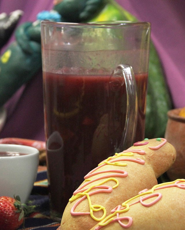 Ecuador Food, Ecuador cuisine, Traditional Ecuador Food, drinks in Ecuador, Ecuador dishes, Ecuadorian food, Ecuadorian drinks, colada morada