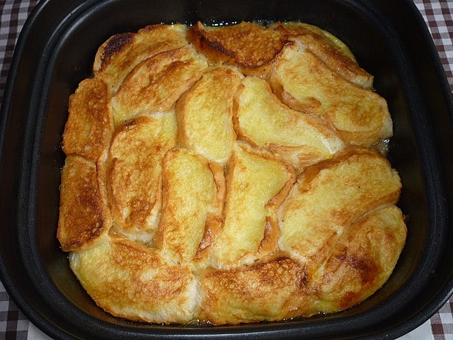 Czech Republic Food, Czech Republic cuisine, Traditional Czech Republic Food, food in Czech Republic, Czech Republic dishes, Žemlovka 