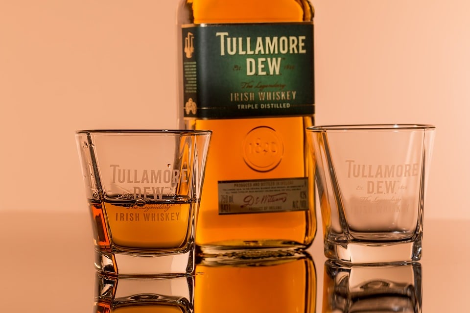 Irish Drink, Irish cuisine, Traditional Irish Food, drinks in Ireland, Irish dishes, Tullamore dew