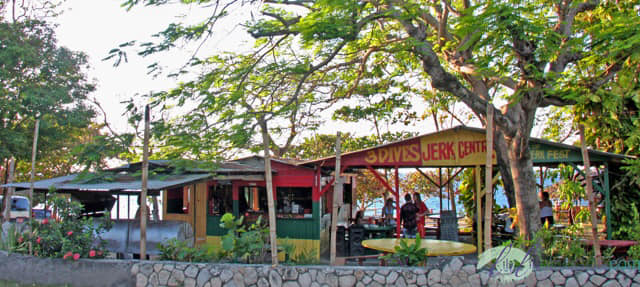 restaurants in negril, best restaurants in negril, where to eat in negril, negril food, negril restaurants, 3 dives jerk centre
