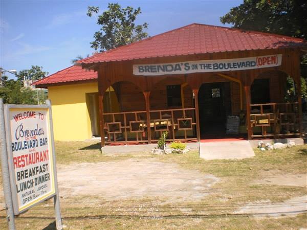 restaurants in negril, best restaurants in negril, where to eat in negril, negril food, negril restaurants, Brenda's on the Boulevard Restaurant & Bar