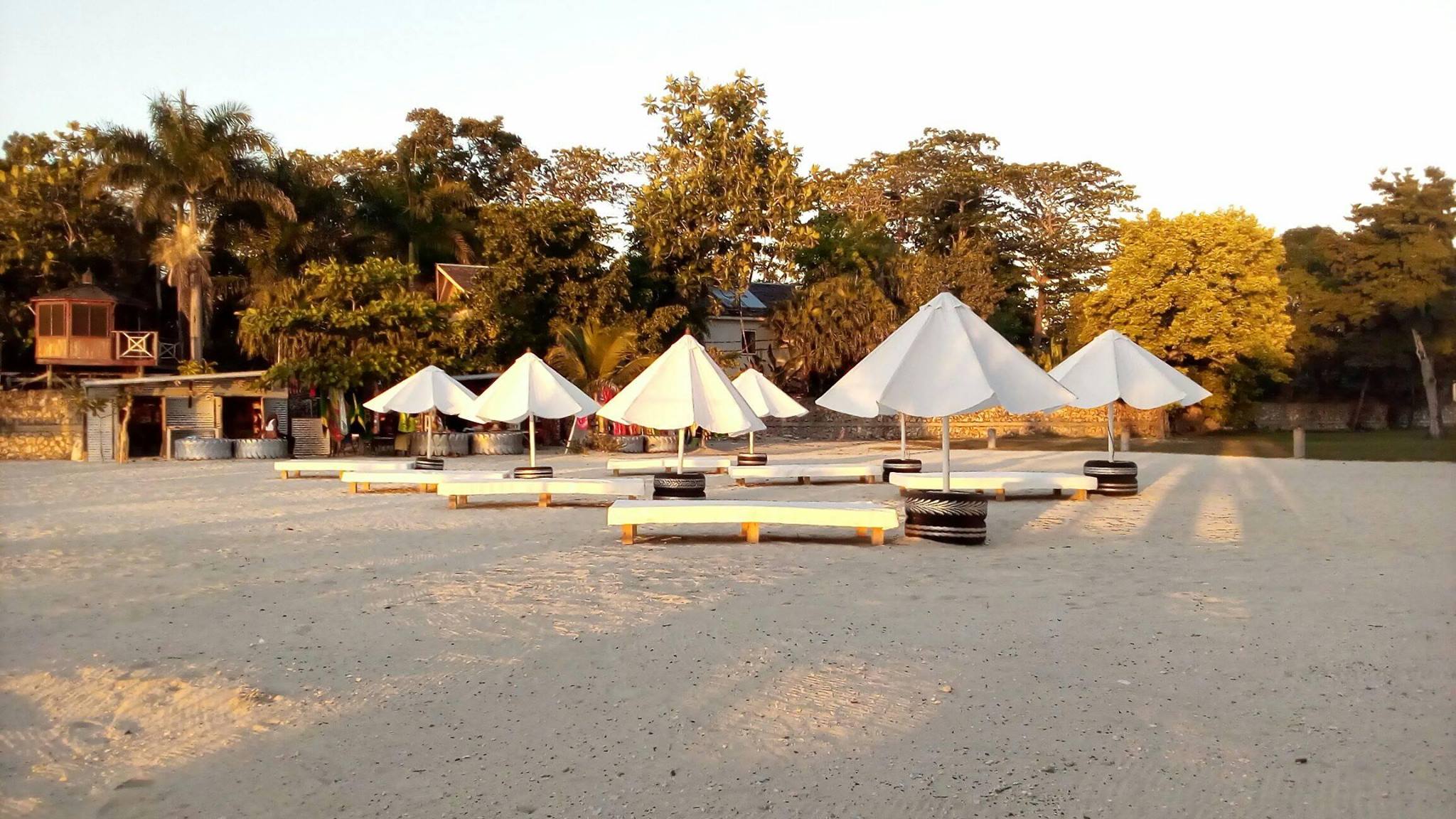 restaurants in negril, best restaurants in negril, where to eat in negril, negril food, negril restaurants, dru's bar & grill