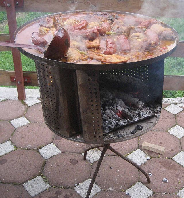 Croatia Food, Croatia cuisine, Traditional Croatia Food, food in Croatia, Croatian dishes, Croatian food, Croatian dishes, Croatian cuisine, kotlovina