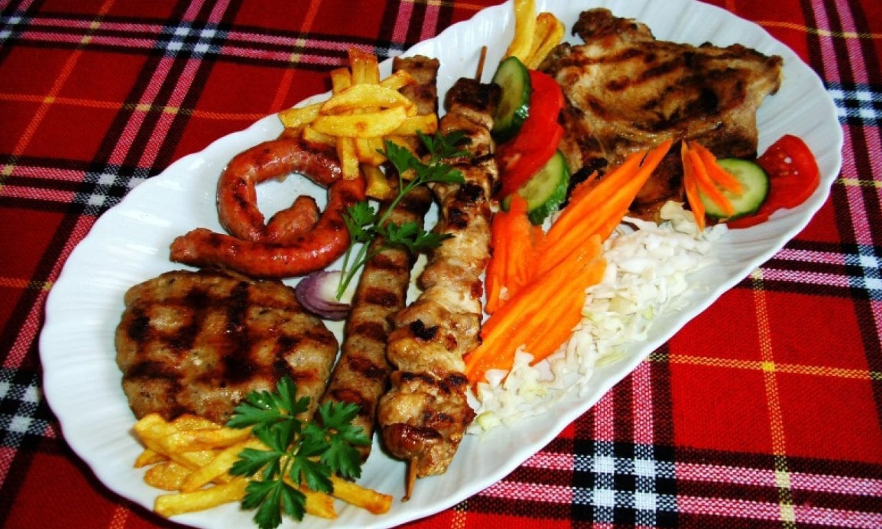 Bulgarian Food, Bulgarian cuisine, Traditional Bulgarian Food, food in Bulgaria, Bulgarian dishes, Meshana Skara