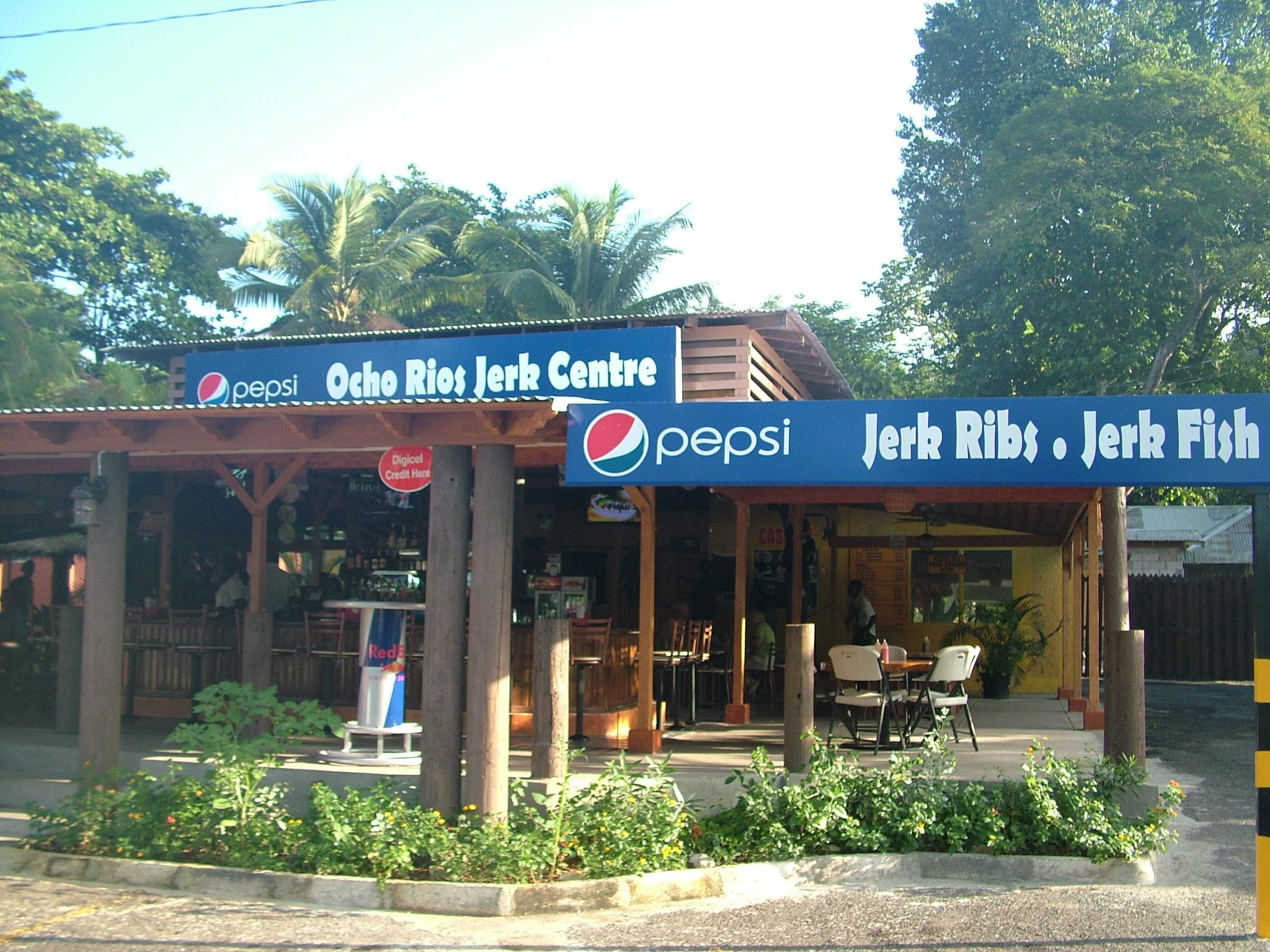 restaurants in ocho rios 2400, best restaurants in ocho rios 170, ocho rios food, where to eat in ocho rios, Ocho Rios Jerk Centre
