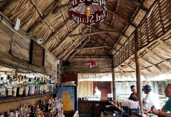 restaurants in montego bay, best restaurants in montego bay, where to eat in montego bay, montego bay food, montego bay restaurants, Scotchies