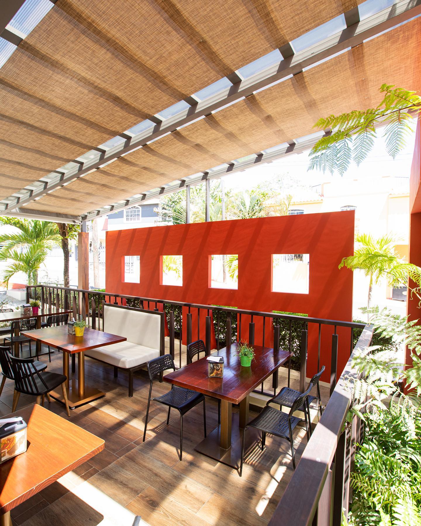 restaurants in puerto plata, puerto plata food, best restaurants in puerto plata, puerto plata restaurants, where to eat in puerto plata, tio pan panaderia