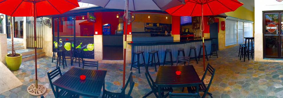 restaurants in nassau, restaurants in nassau bahamas, best restaurants in nassau, best restaurants in nassau, where to eat in nassau, nassau food, twisted line downtown