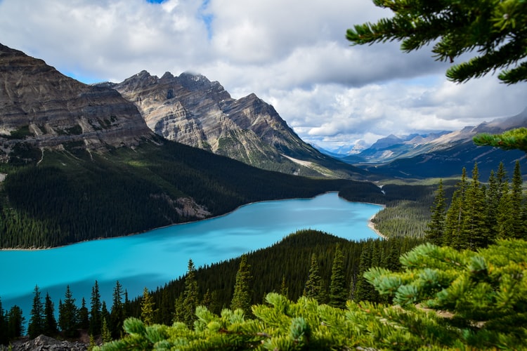Canada instagram spots, most instagrammable places in Canada, instagrammable places in Canada, Canada photography, Canada photos, Peyto lake