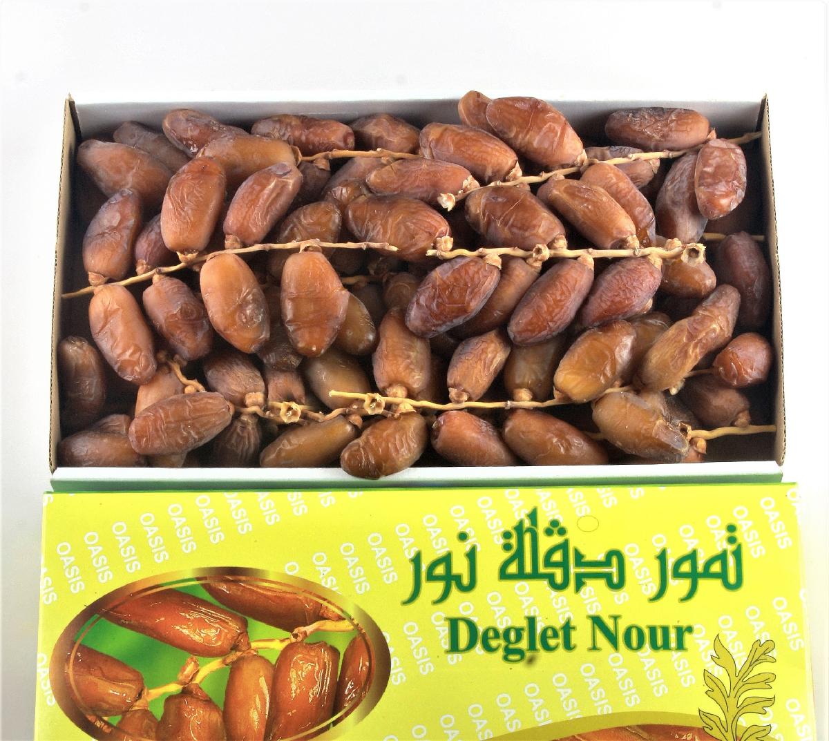 Tunisian snacks, Traditional Tunisian snacks and desserts, Tunisia snacks, Tunisia desserts, traditional snacks and desserts in Tunisia, Tunisian desserts, deglet nour