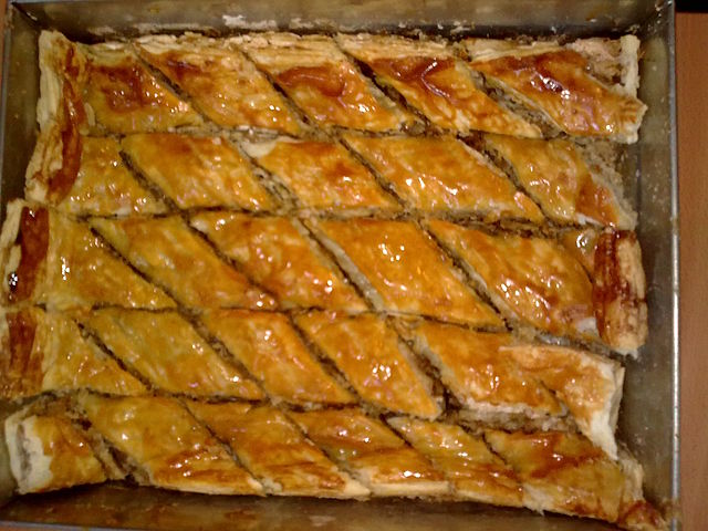 Armenian dessert, Armenia food, Armenia cuisine, traditional food in Armenia, Armenia snacks, Armenia desserts, pakhlava